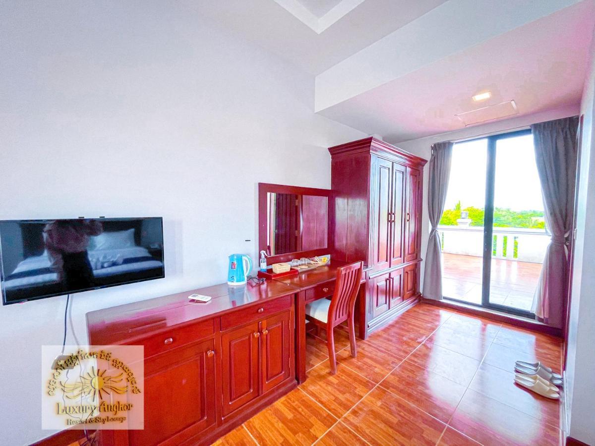 Luxury Angkor Resort & Sky Lounge Sziemreap Kültér fotó